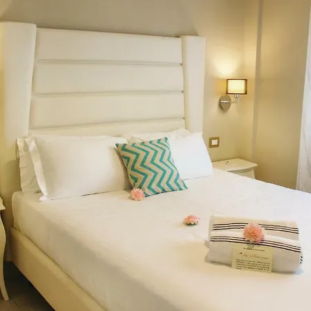 Two-bedroom In Miramare Rn
